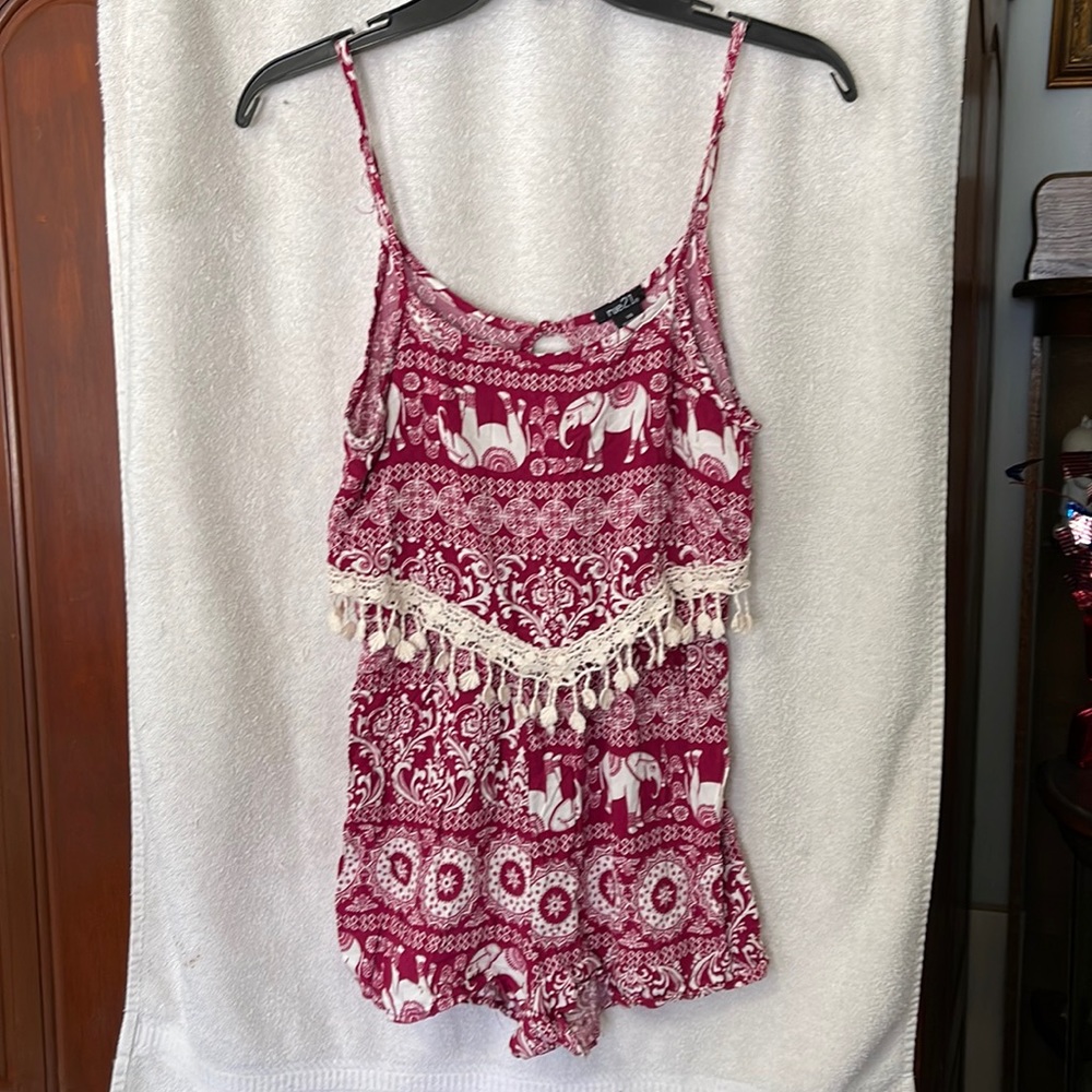 rue 21 Cute Designs & Macrame Front Shorts Romper Size XS